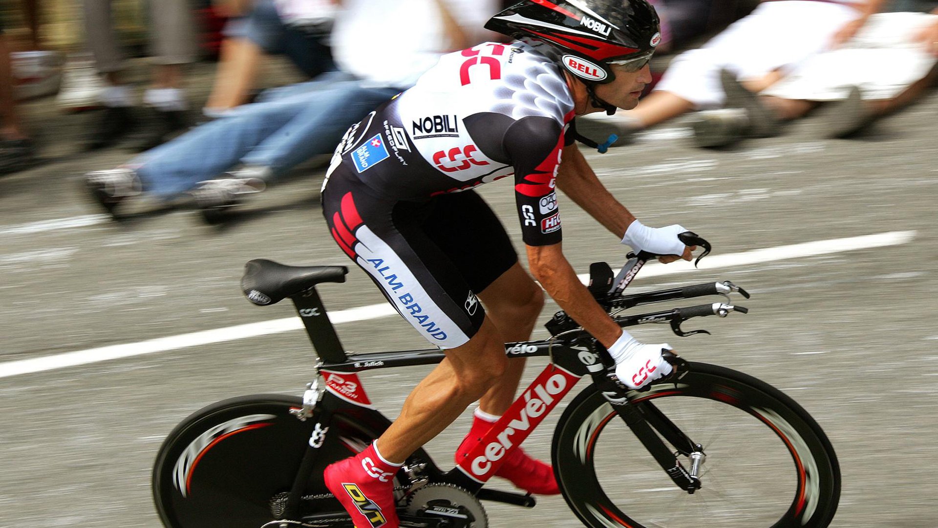 开云体育-钢铁意志撕裂童话，毕尔巴鄂用最古老的方式，将丹麦童话钉回现实