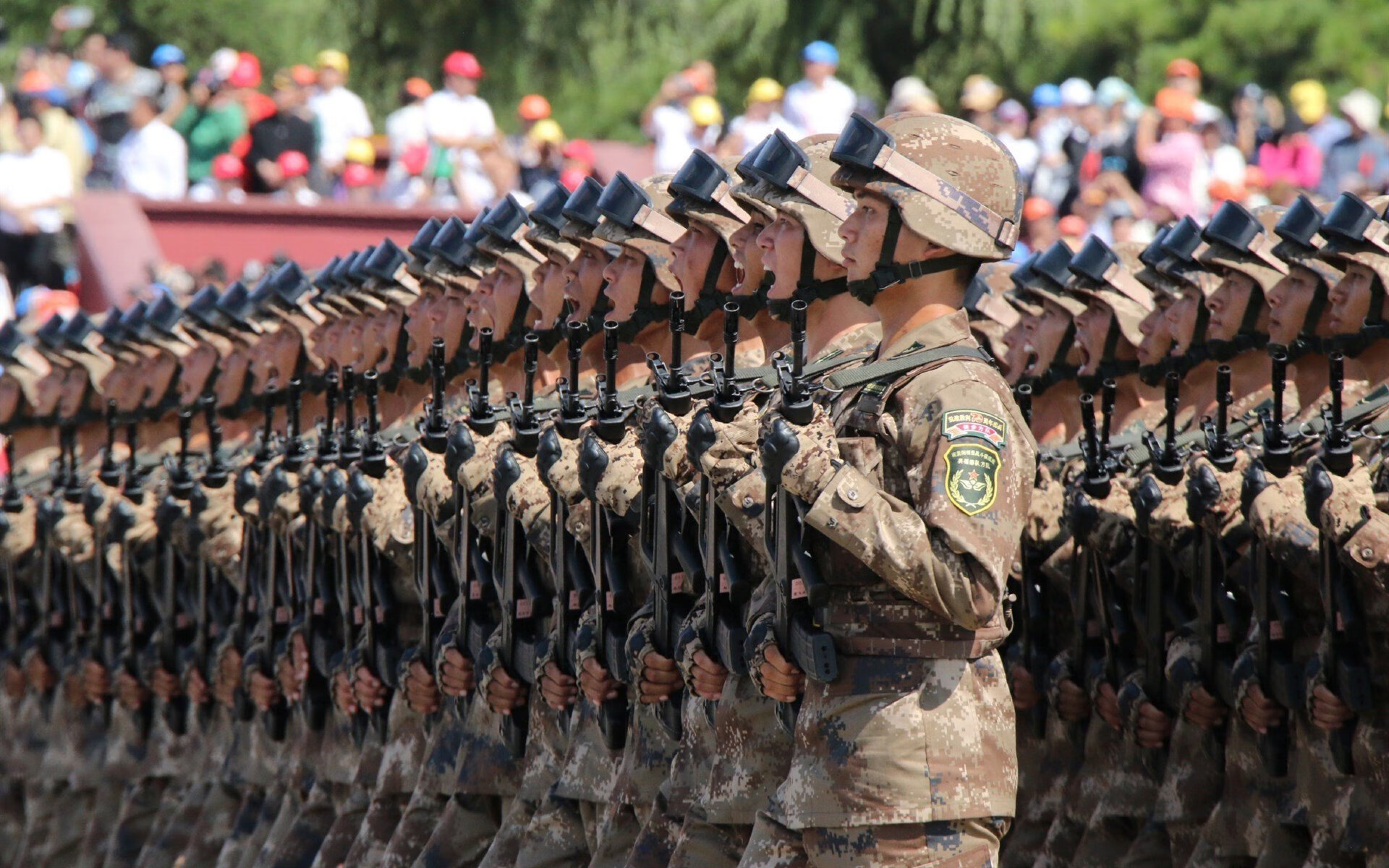 足球的双面棱镜，西甲德比的智性博弈与非洲之怒的狂野释放