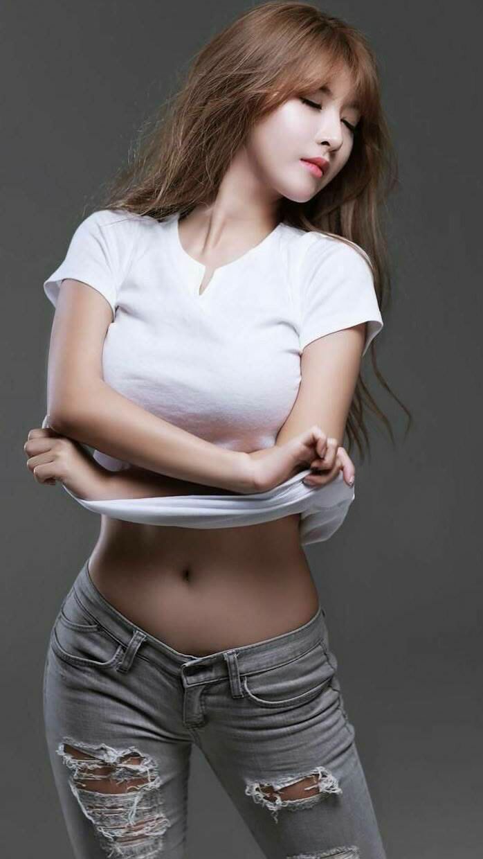 国际篮球友谊赛,布克三分雨压制级发挥,雷霆客场险胜辽宁队