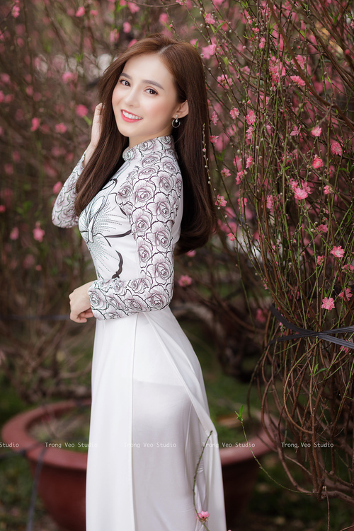 开云体育app-风暴眼中的探戈，当潘帕斯雄鹰碾过黄金丛林，加维以精灵之舞定义唯一