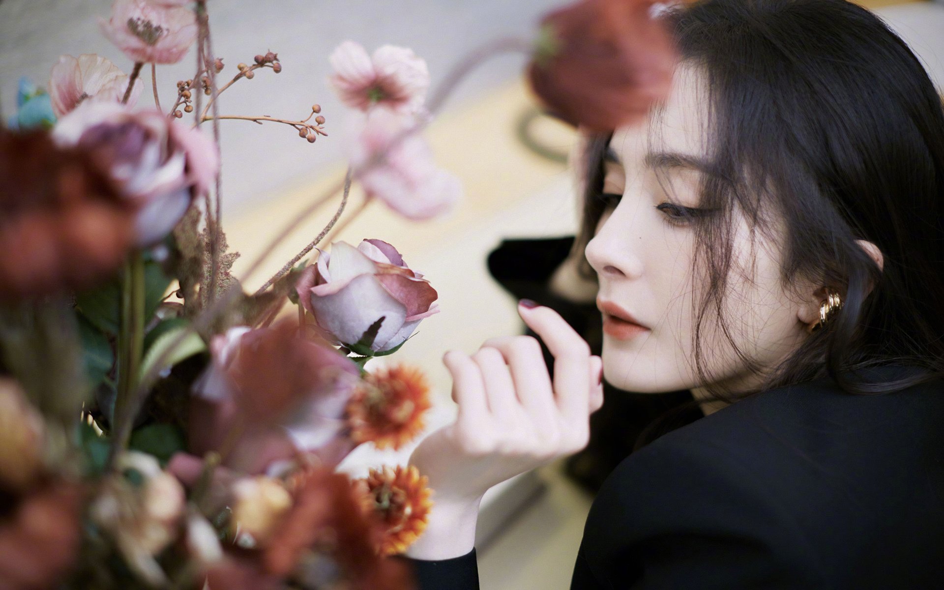 绿茵魔术师的独白,苏亚雷斯用控球权书写C组唯一剧本,澳大利亚碾压突尼斯背后的战术革命